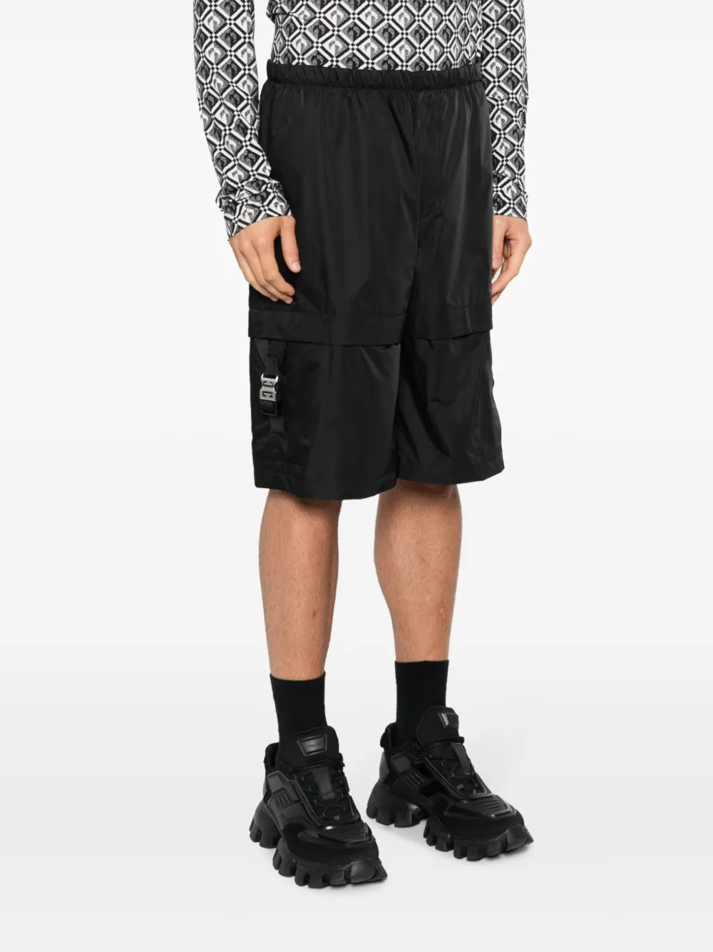 Short Cargo