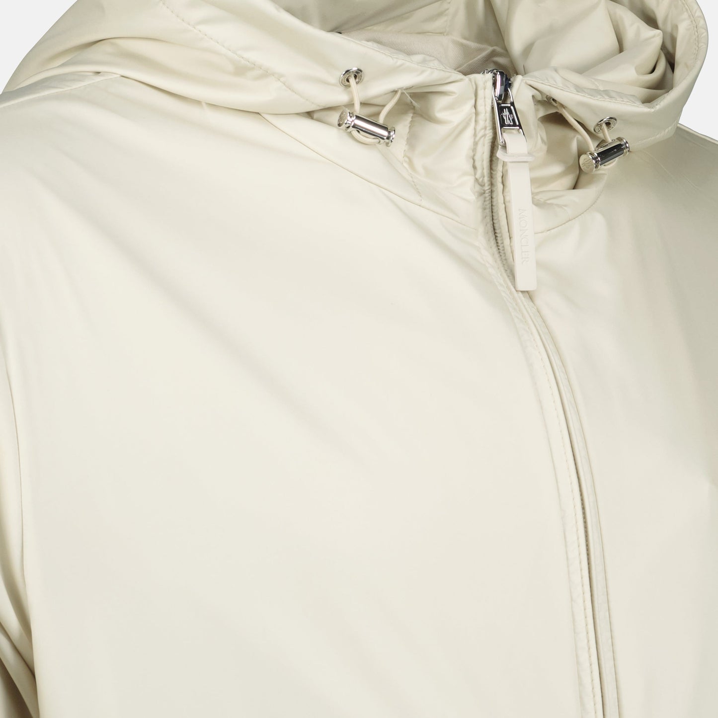 Domene Windbreaker