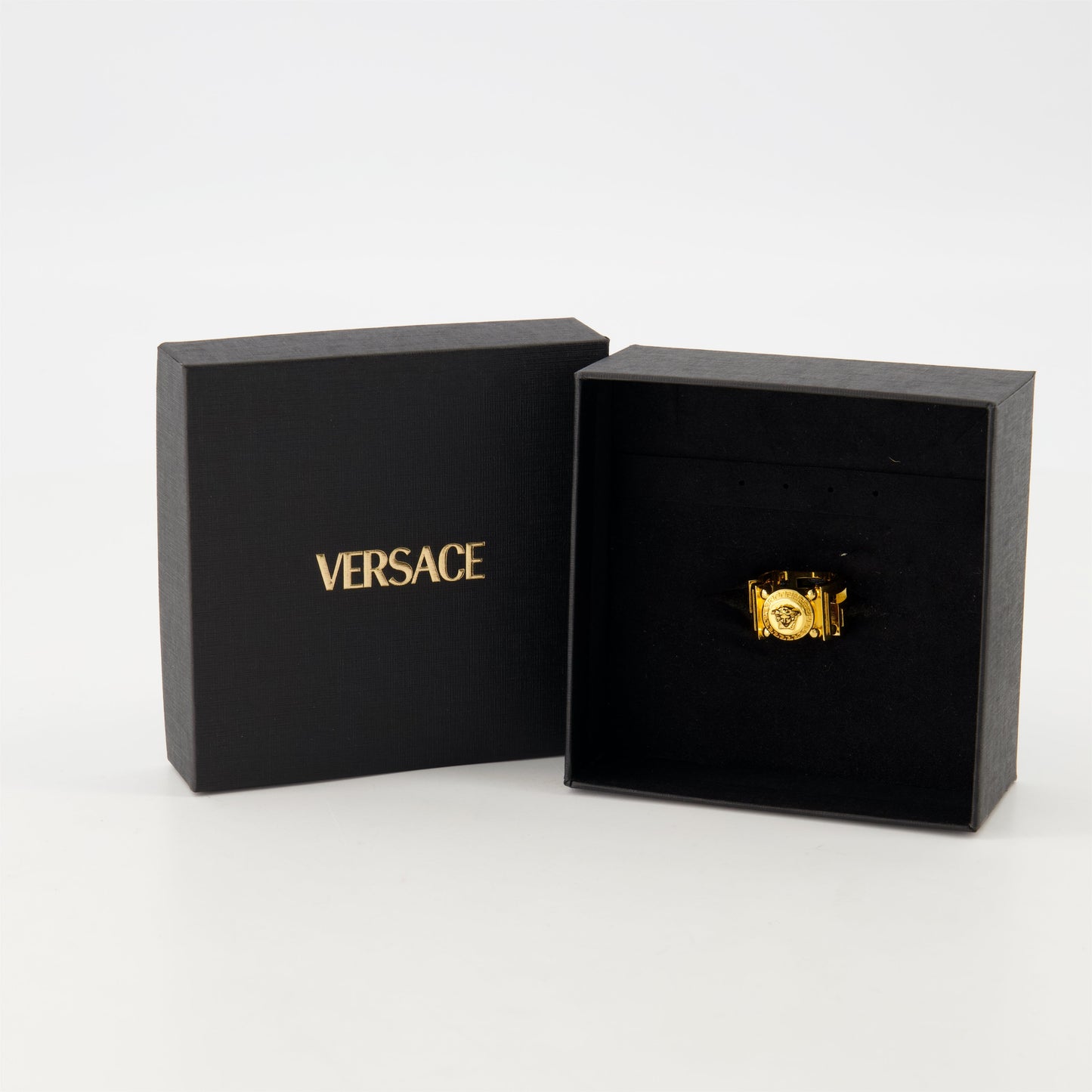 Medusa Greca Ring
