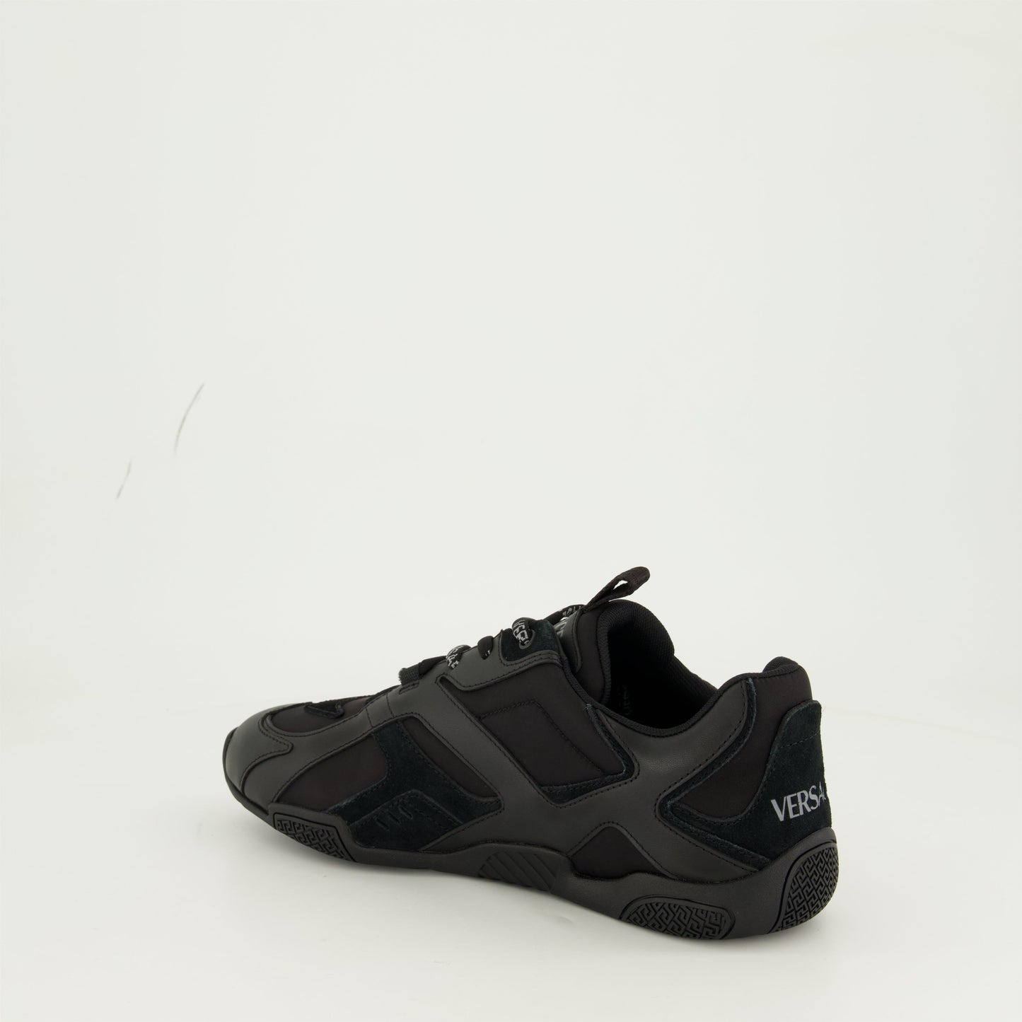 Galaxia Sneakers