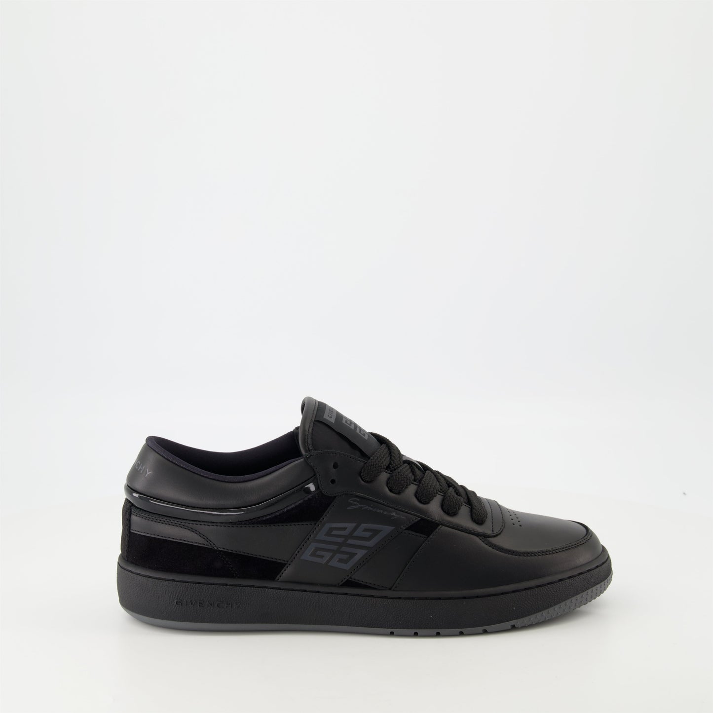 G Move Sneakers