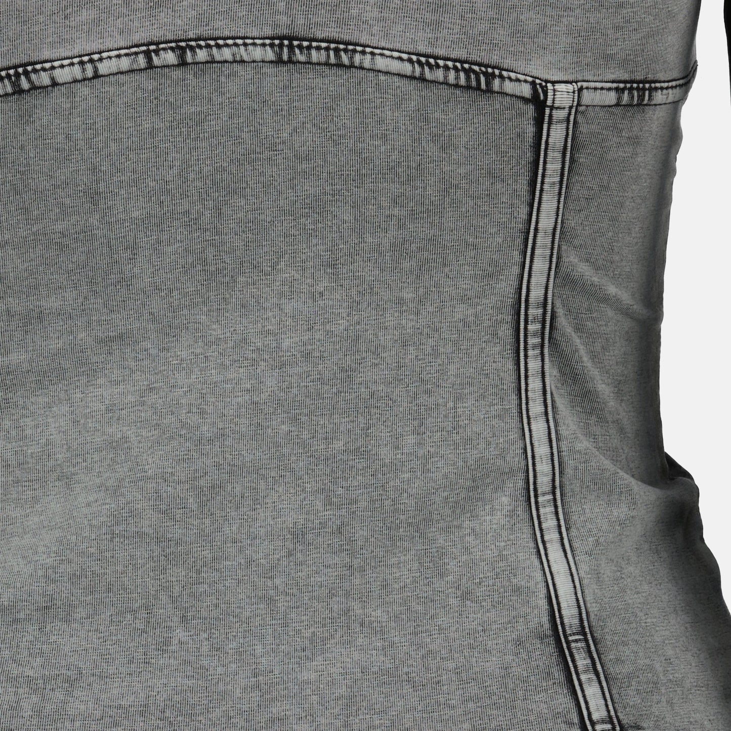 Top T-Elin