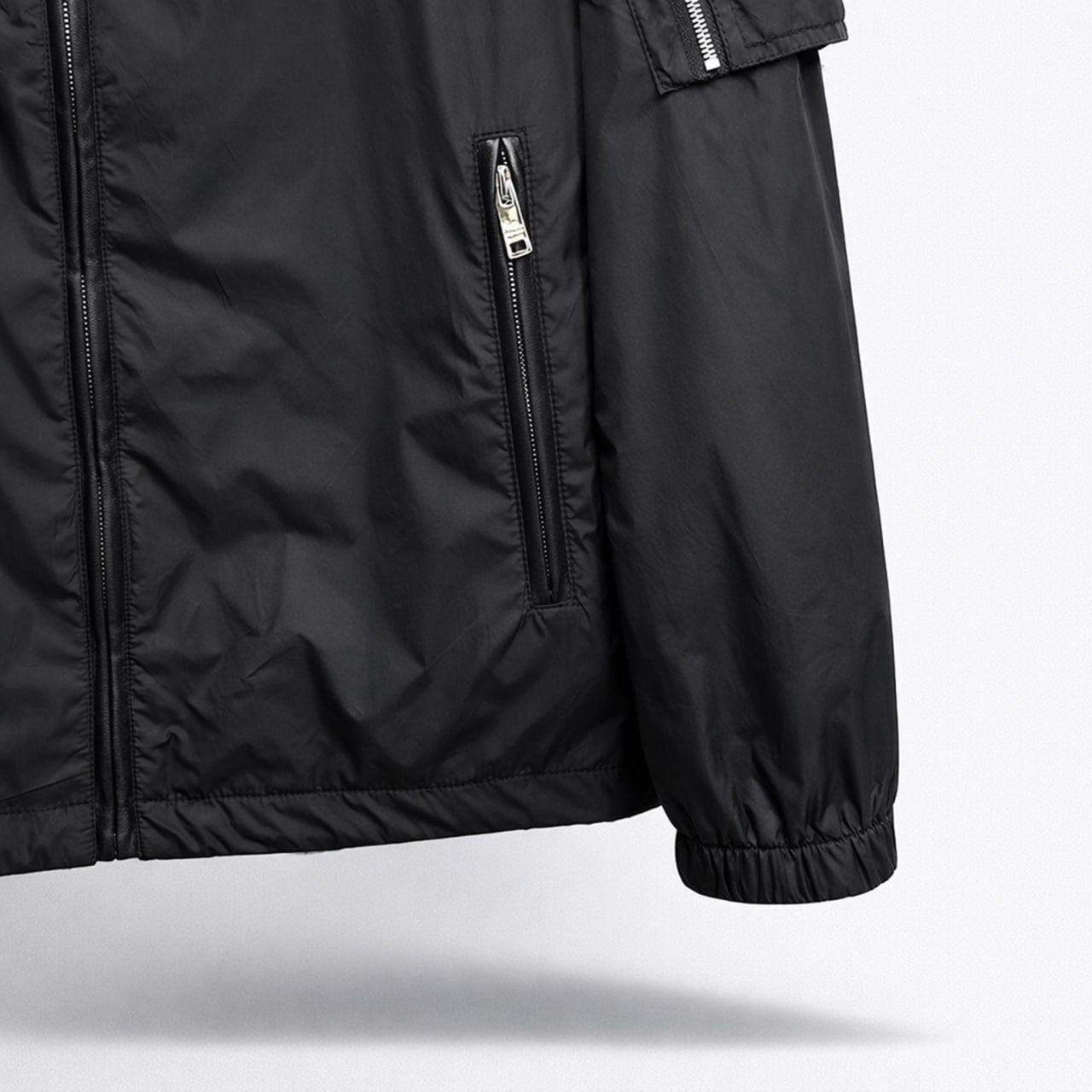 Re-Nylon Hooded Zip Jacket – Black