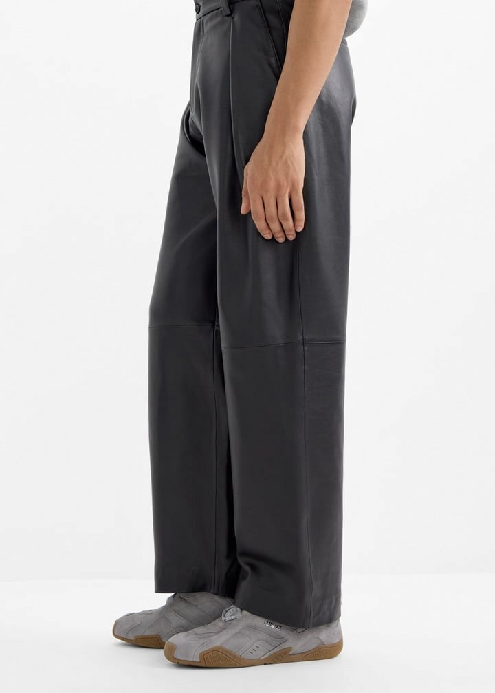 Galaxia Suede Sneakers – Grey