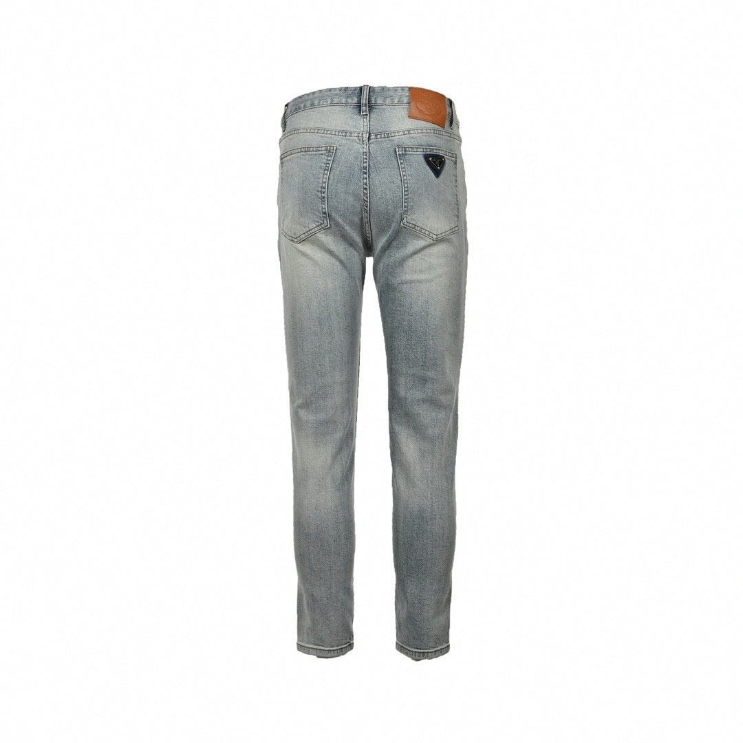 Light Wash Slim-Fit Denim Jeans