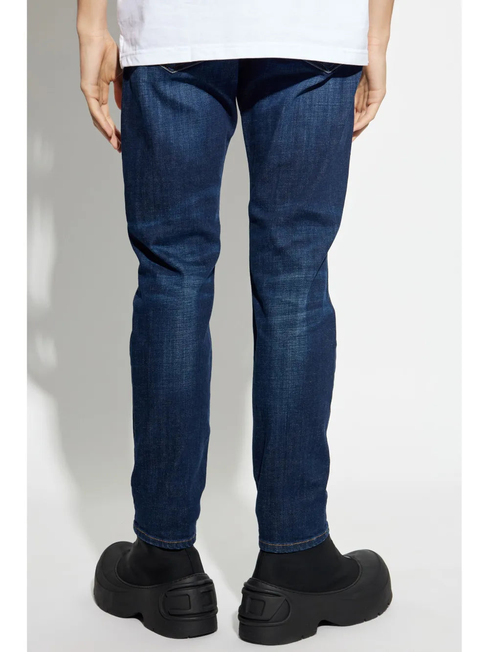 Slim Jean 2019 D-strukt