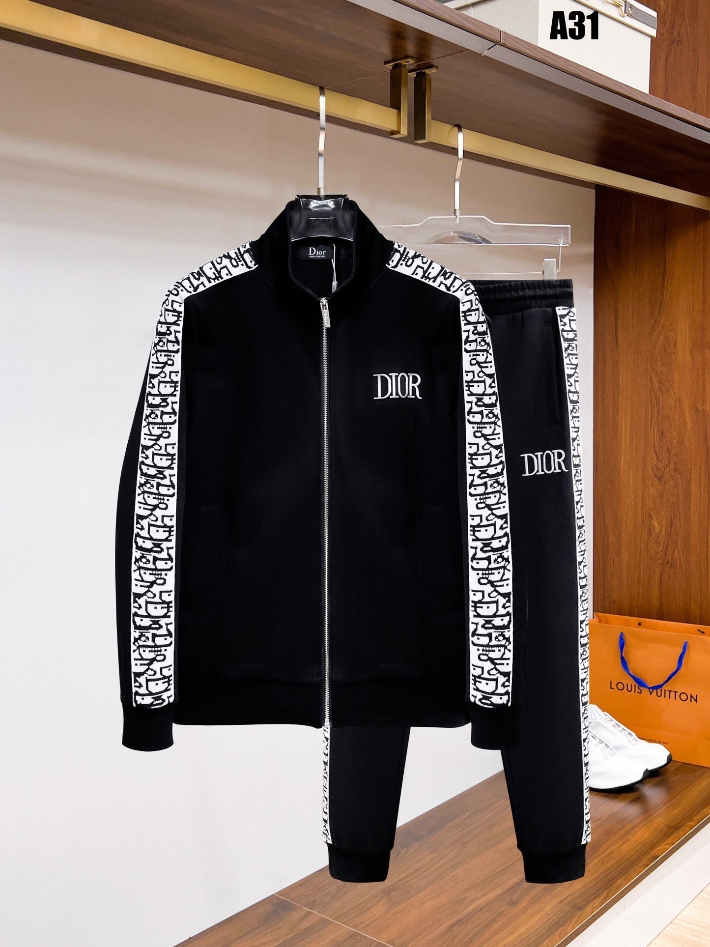 Signature Zip-Up Tracksuit in Black