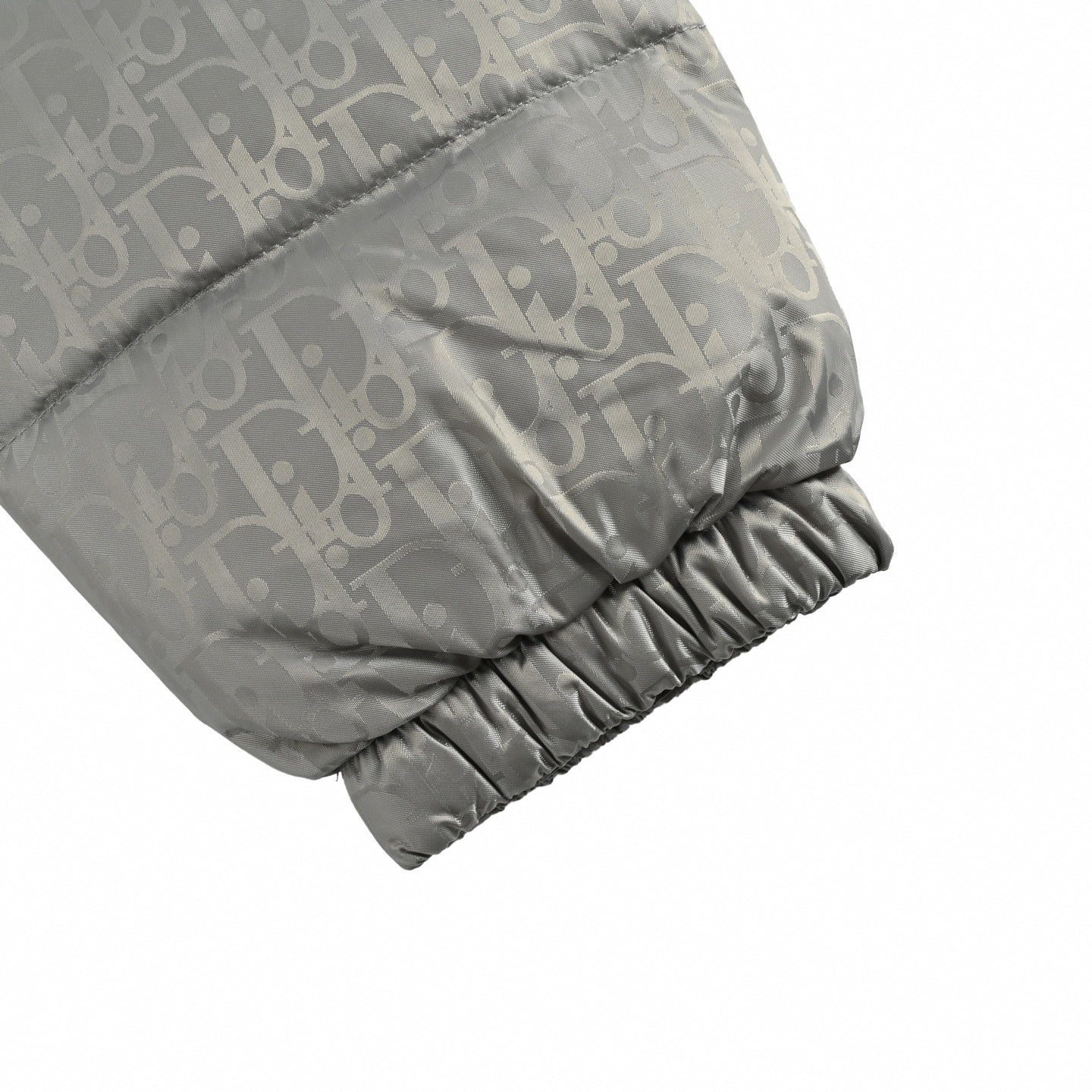 Oblique Down Puffer Jacket – Grey Technical Jacquard Edition