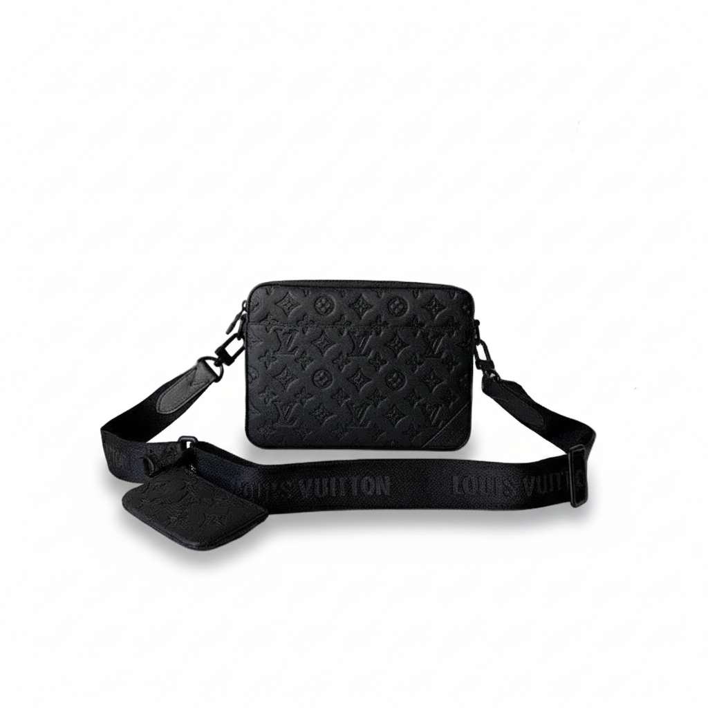 Discovery Messenger PM – Black Monogram Shadow Leather