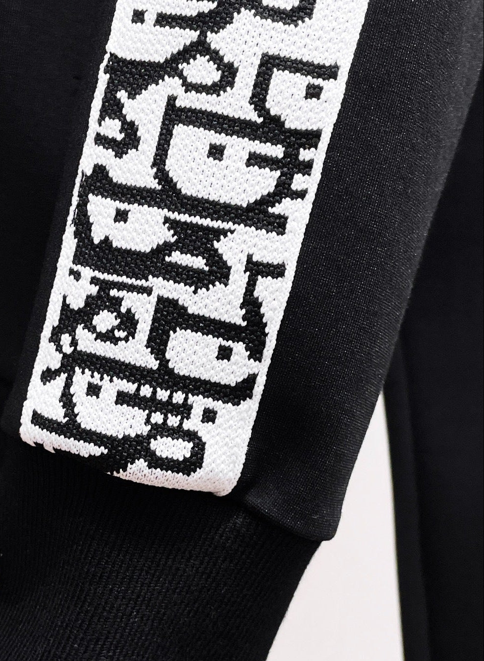 Signature Zip-Up Tracksuit in Black