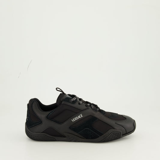 Galaxia Sneakers