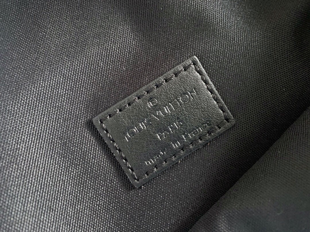 Outdoor Bum-Bag Monogram Eclipse Waist Bag