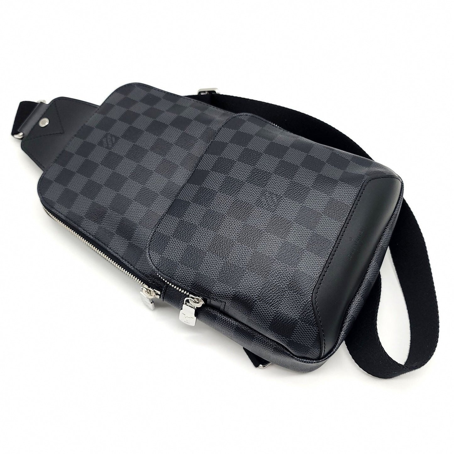 Avenue Sling Bag – Damier Graphite Canvas